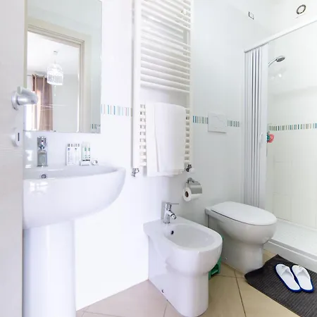 Pensión Sterlizia 3*